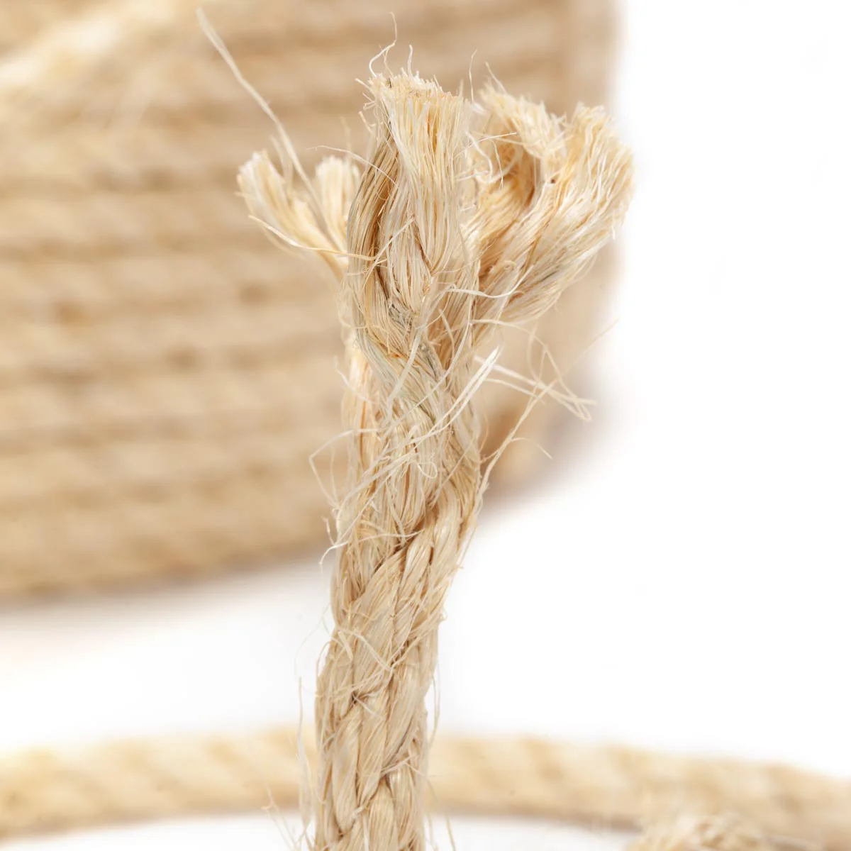 5/16" Twisted Sisal Rope - Image 3